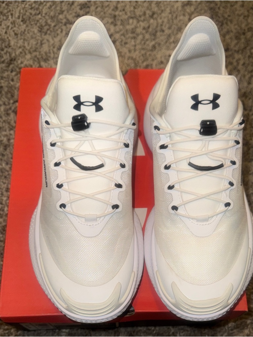 Under Armour Unisex Nova SlipSpeed M 6.5 / W 8 / UK 5.5 / EUR 39 / CM  24.5 /